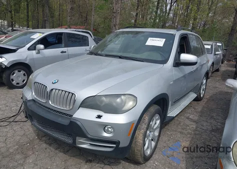 2009 BMW X5 xDrive48I z USA, uszkodzony, nr VIN 5UXFE83589L171073